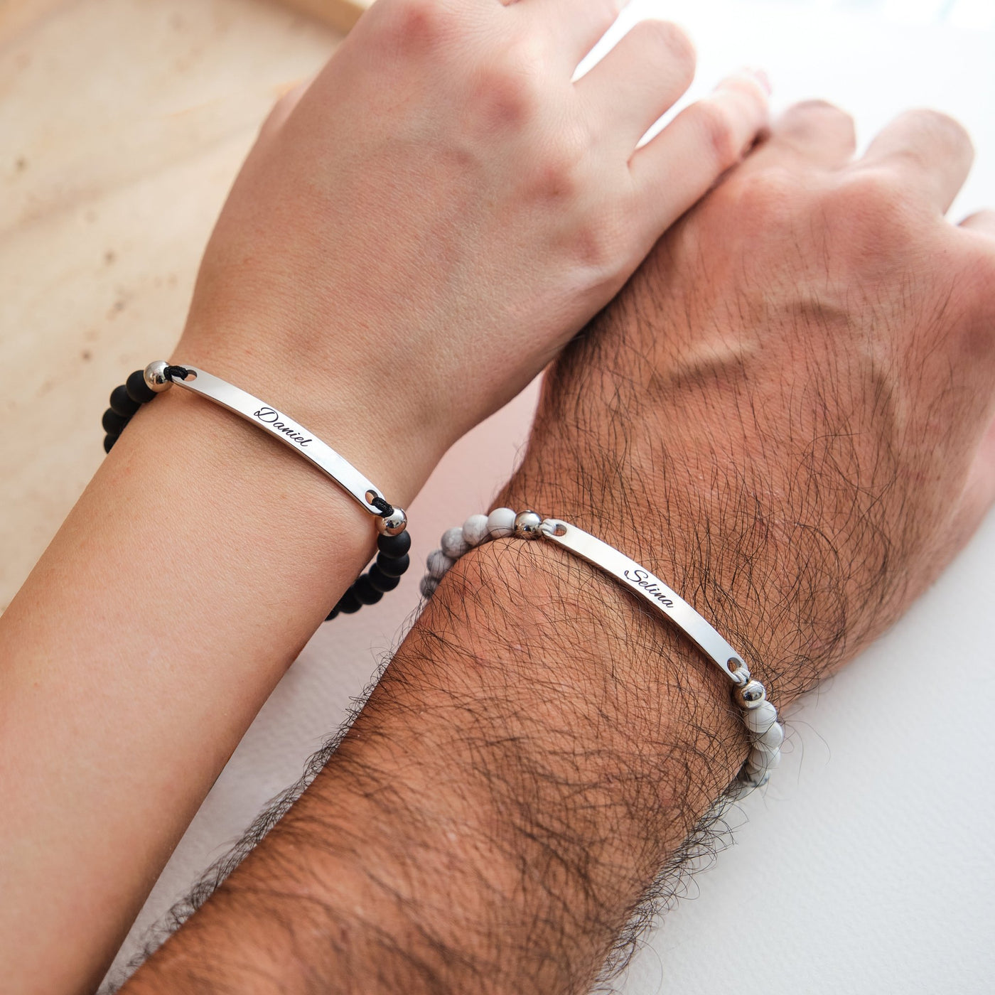 Partnerarmband mit schwarzen Perlen - OTANTO