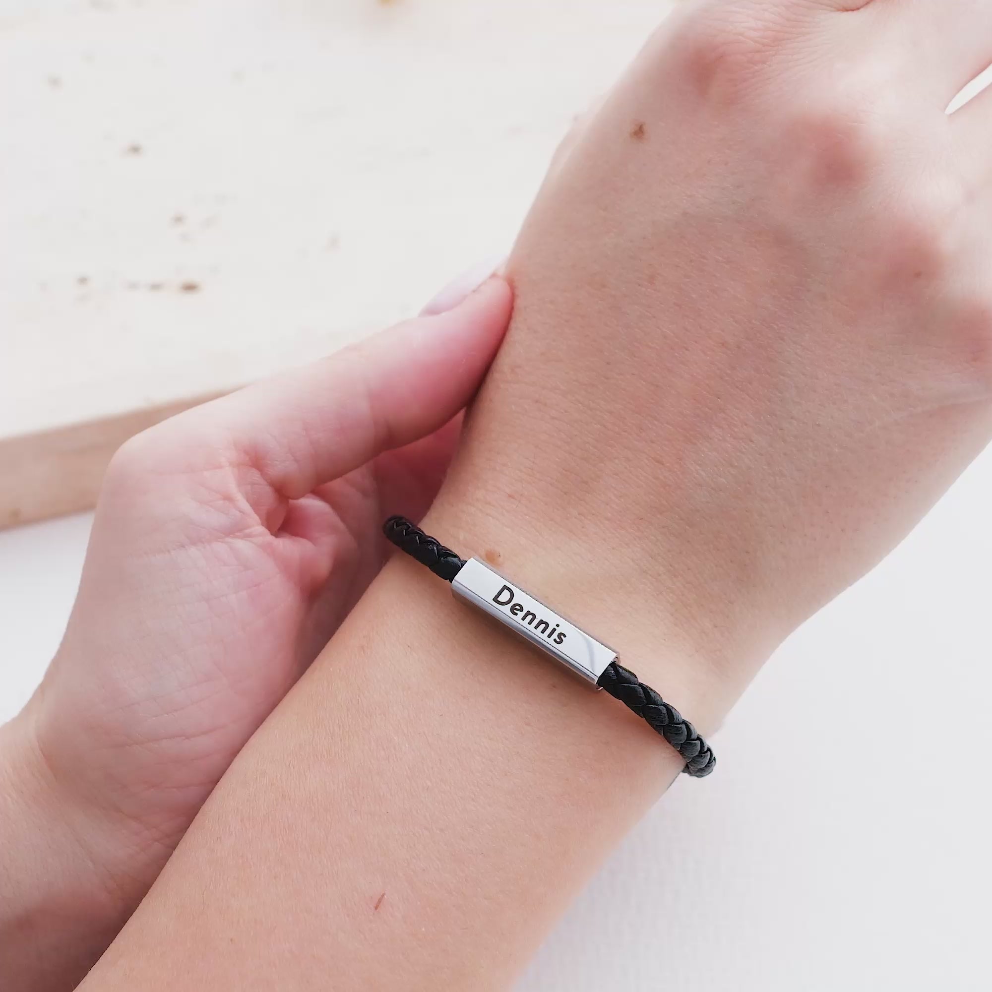 Bracelets partenaires magnétiques Schwarz Rose avec gravure